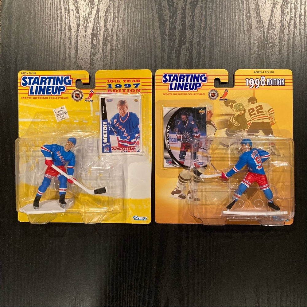 NHL Hockey "Starting Lineup" Sports Action Figures & Trading Cards by Kenner